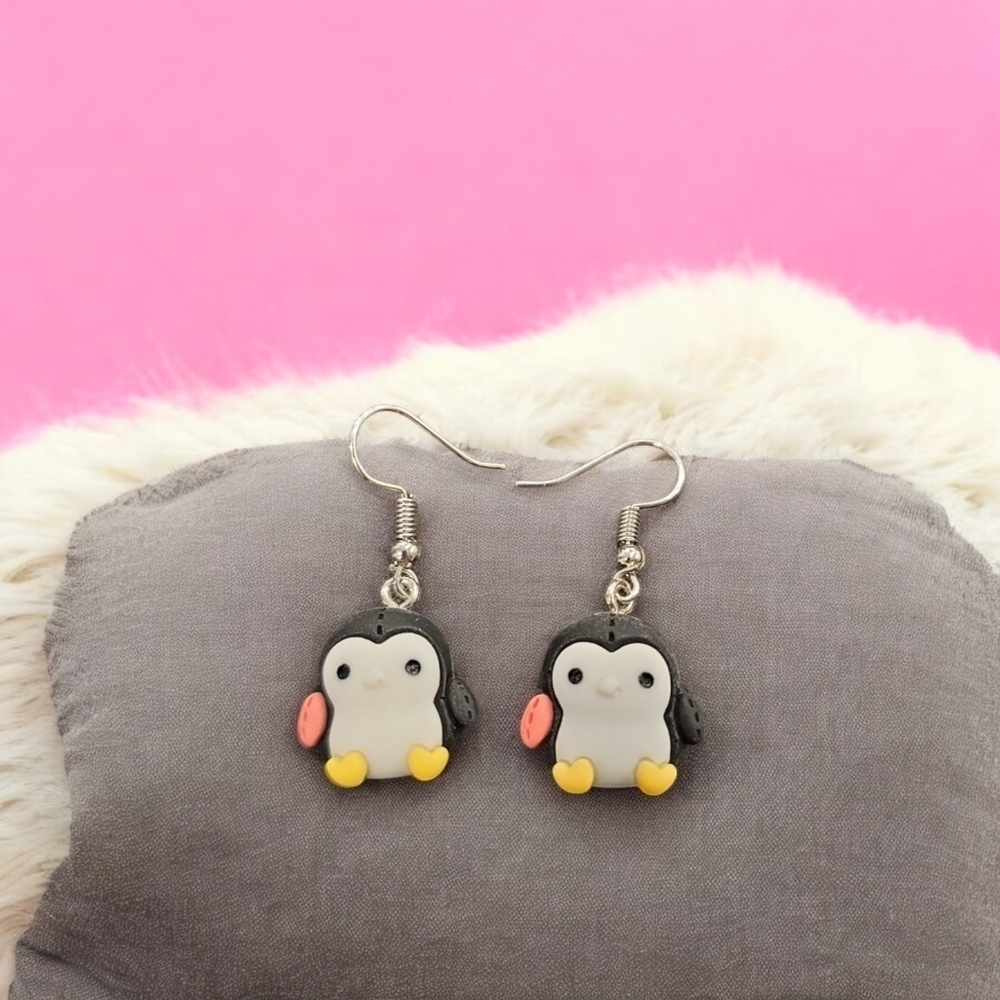 Resin Cute Penguin Dangle Earrings
